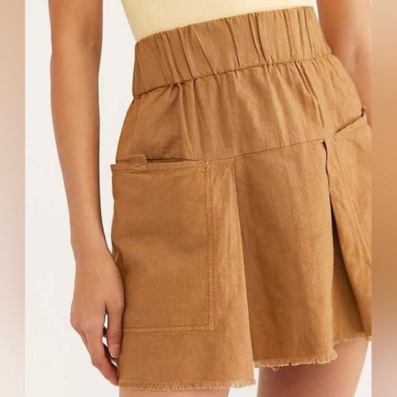 Free People Mariposa Camel Mini Skirt Size Small - Picture 4 of 11